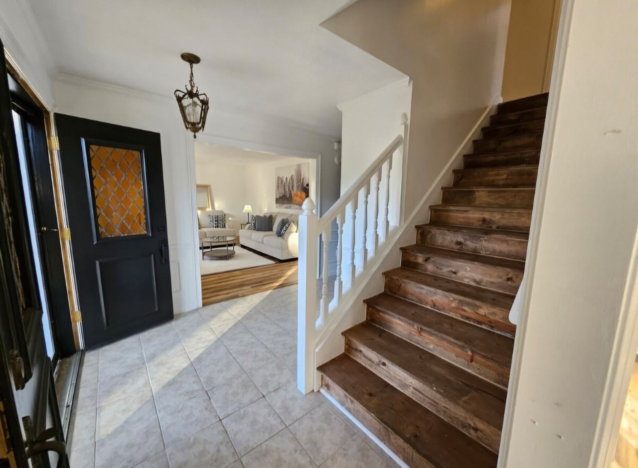 2750 Tangbourne Dr #NA - Photo 3 of 30