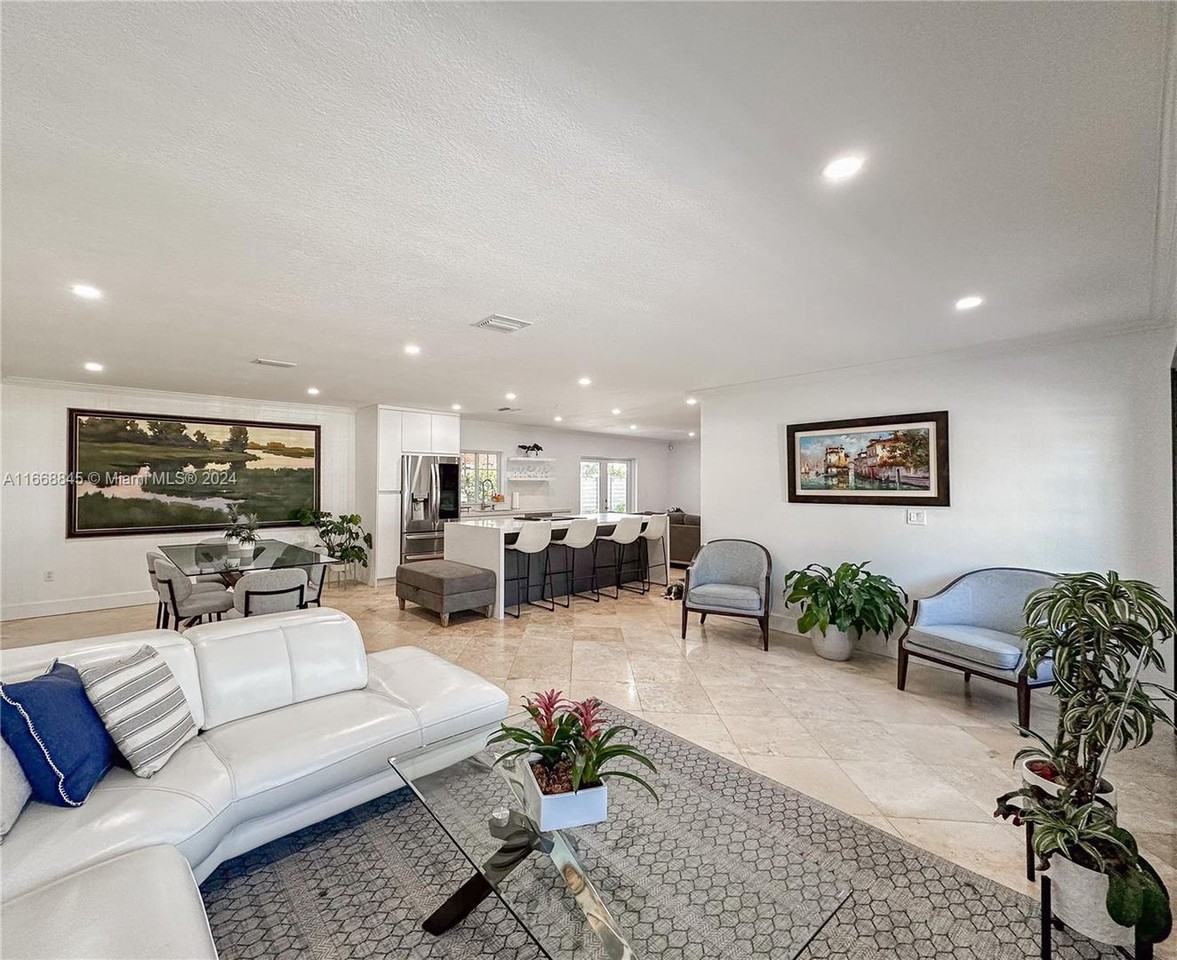 7341 Sw 102nd Ave #7341 - Photo 3 of 16