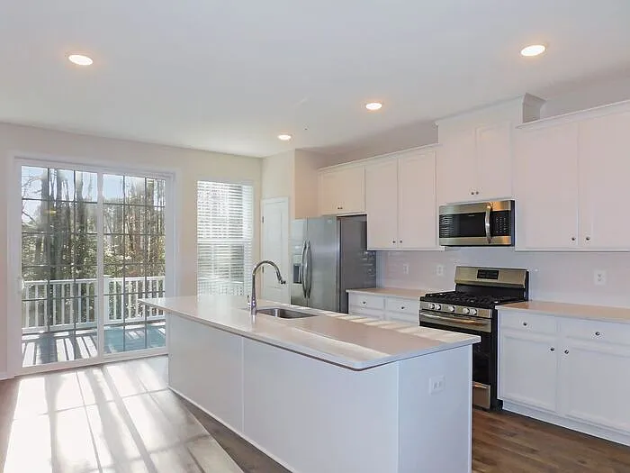 23407 Thuja Ln - Photo 2 of 27