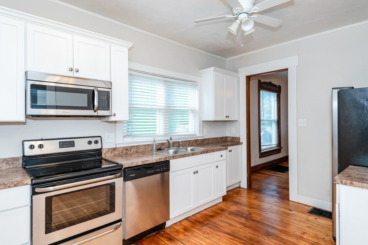 28 Park Dr #NA - Photo 7 of 16