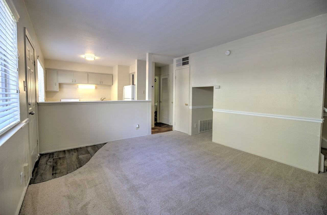 Convenient Location, Great Price! - Photo 4 of 10