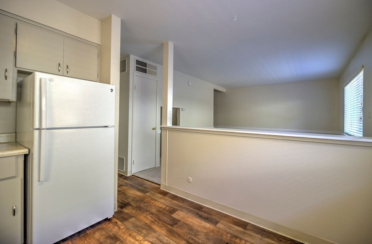 Convenient Location, Great Price! - Photo 7 of 10