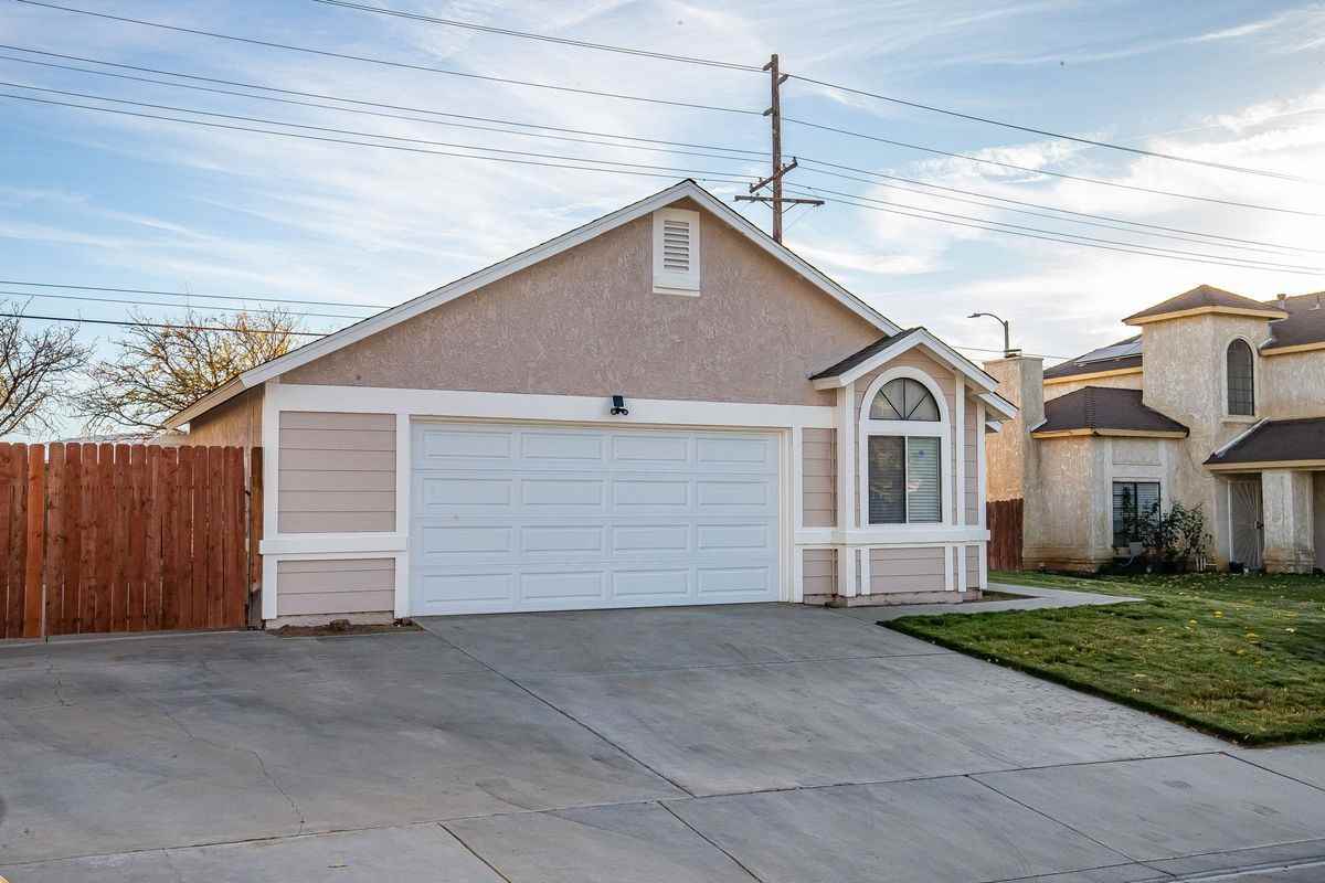 3824 Balmont St - Photo 3 of 20