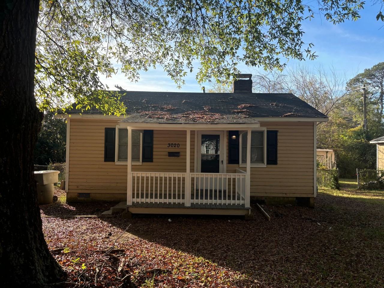 3020 Leroy St - Photo 2 of 6