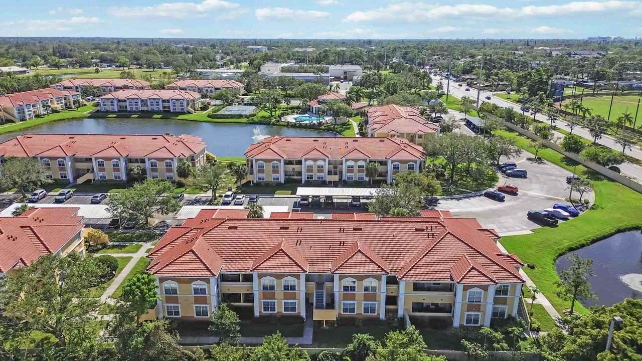 1125 Villagio Cir #207