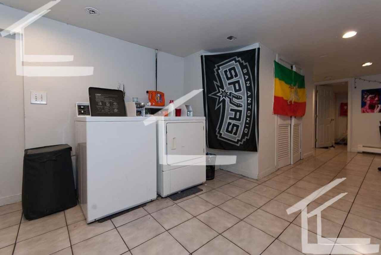 9 Wadsworth St - Photo 3 of 4