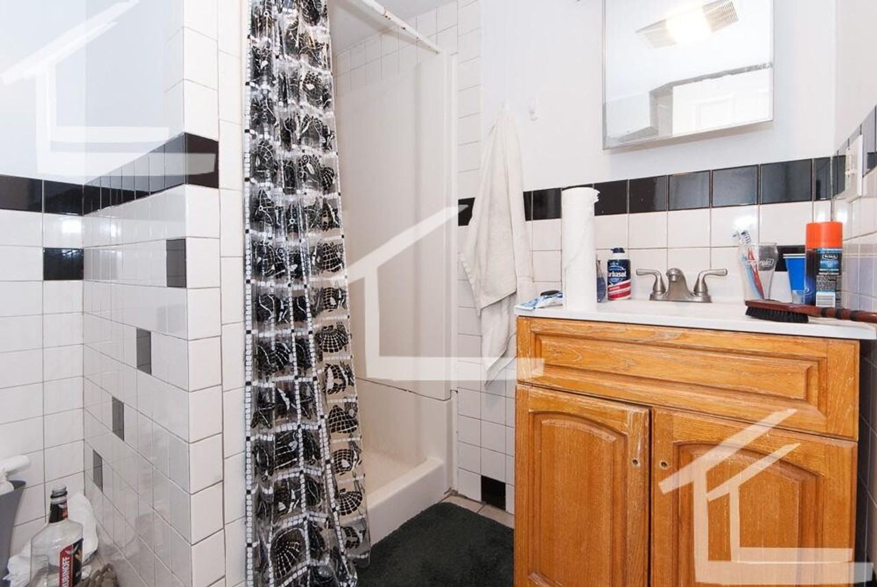 9 Wadsworth St - Photo 4 of 4