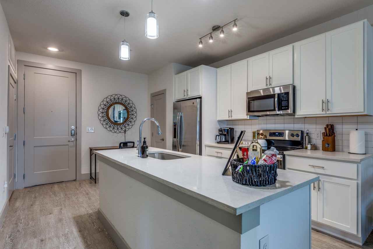 120 9th Street #1208 - Photo 3 of 31