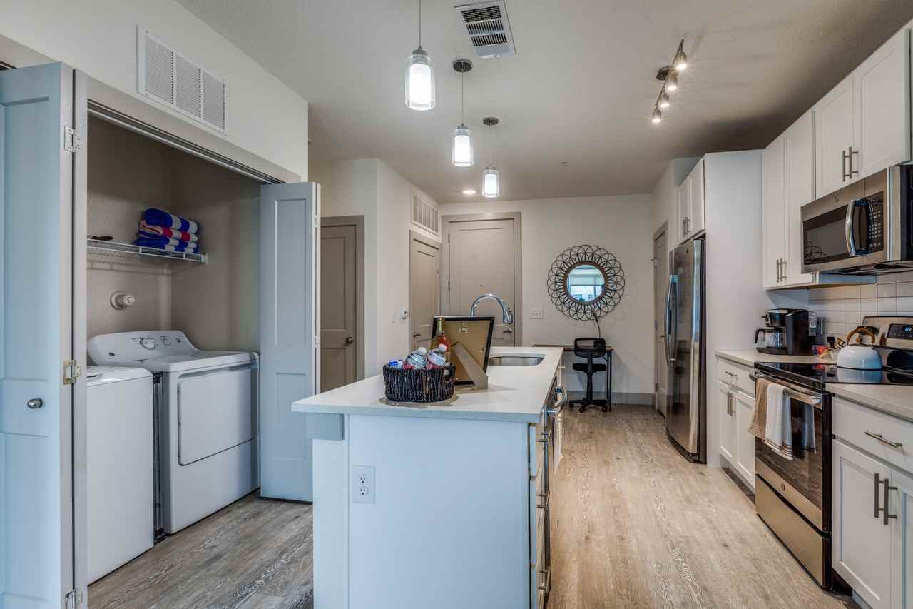 120 9th Street #1208 - Photo 7 of 31