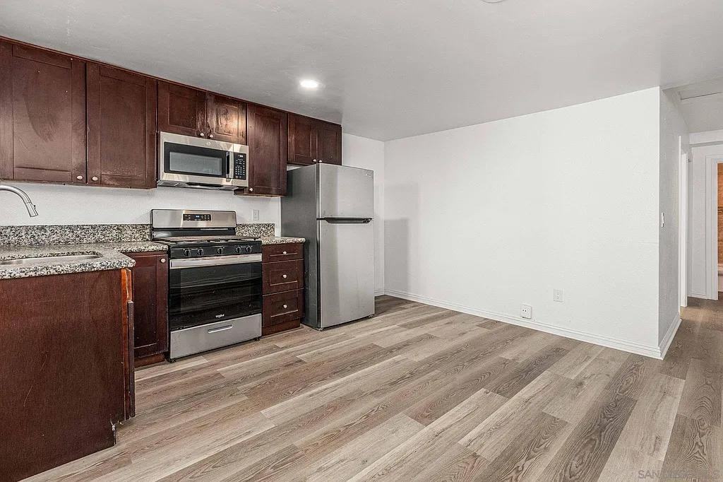 4039 National Ave - Photo 4 of 15