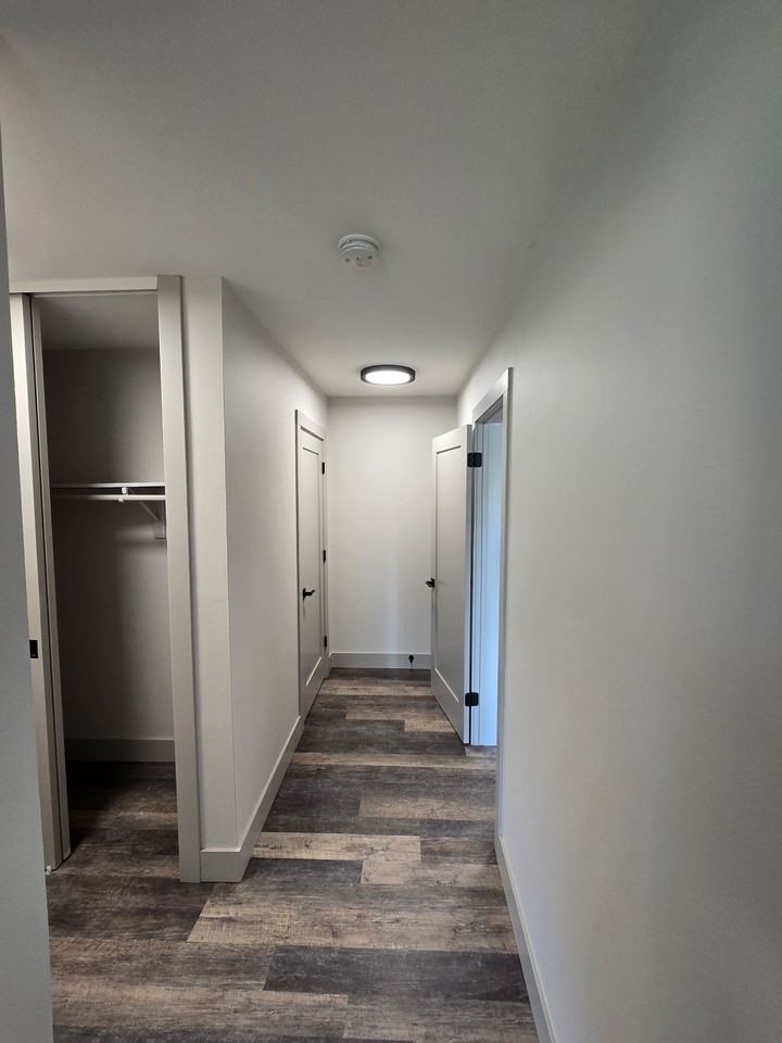 The Grandview - Photo 5 of 50