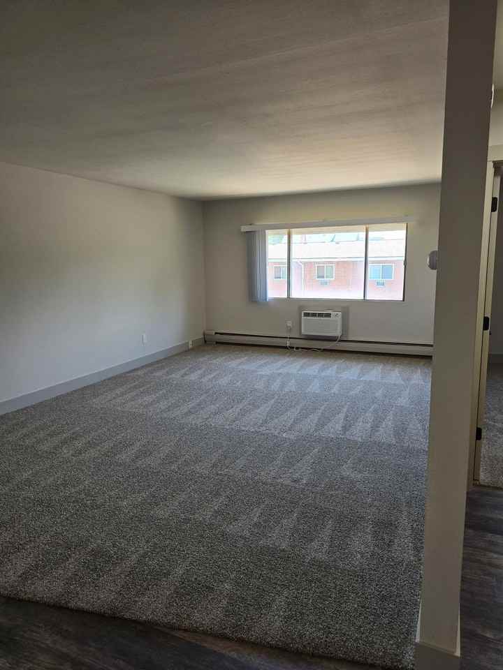 The Grandview - Photo 7 of 26