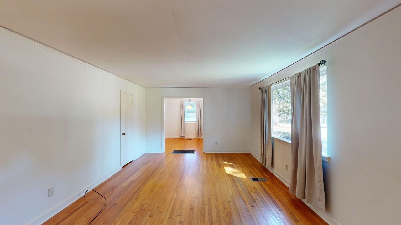 67 Holliday Dr - Photo 2 of 27