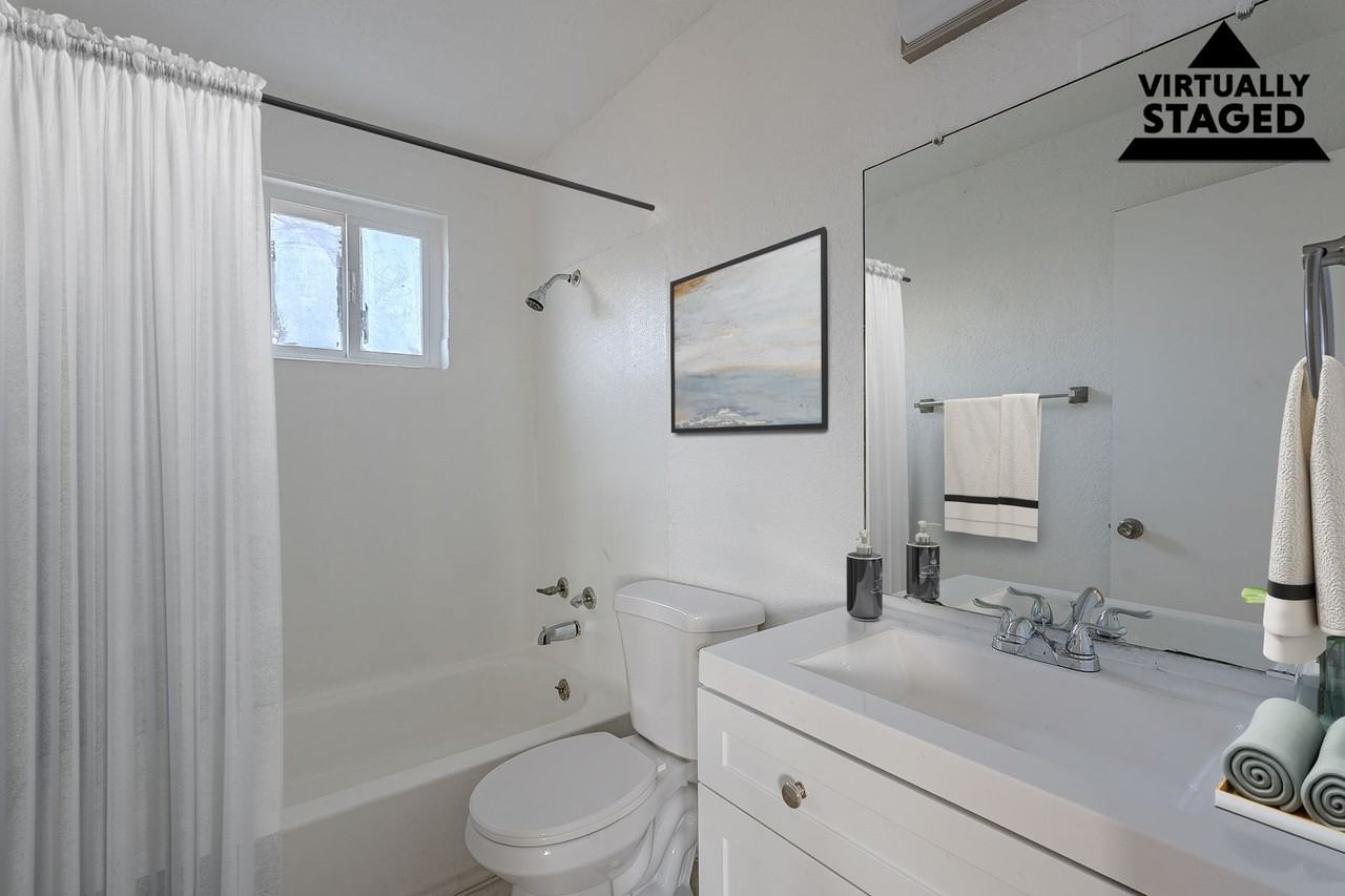 Buenas @ 65th - Photo 7 of 50