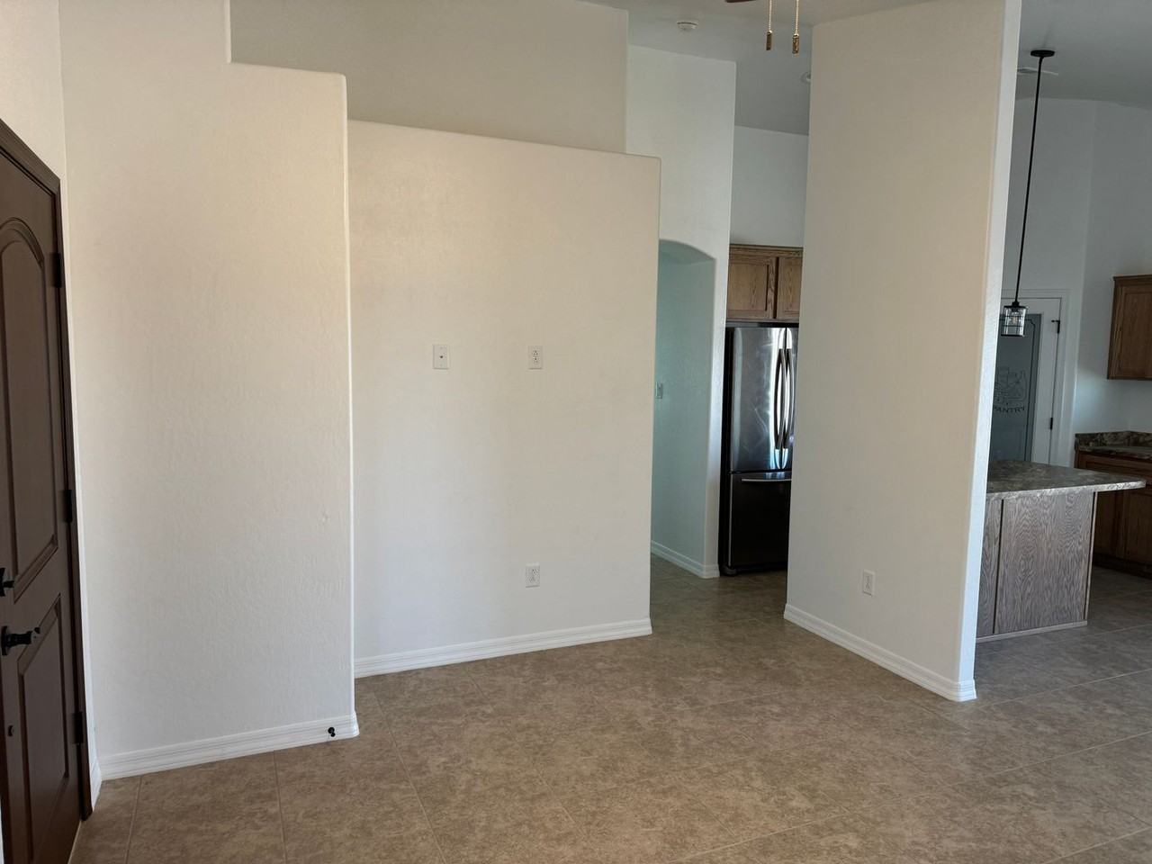 452 452 S. Emmanuel Ave - Photo 7 of 27