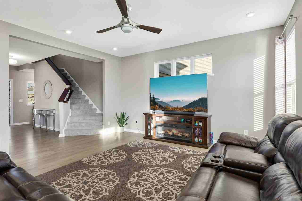 17944A Hinckley Ave - Photo 3 of 40