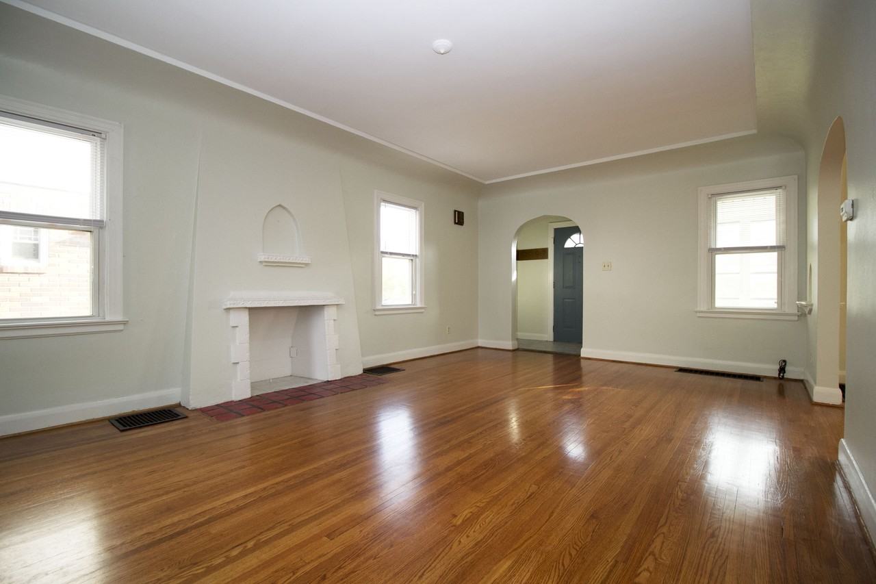 3633 Elmhurst Rd #NA - Photo 4 of 19