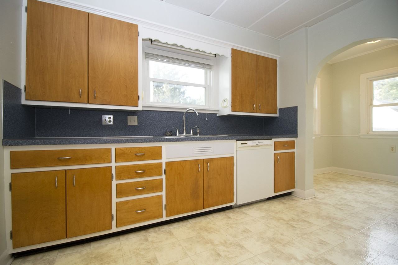 3633 Elmhurst Rd #NA - Photo 6 of 19