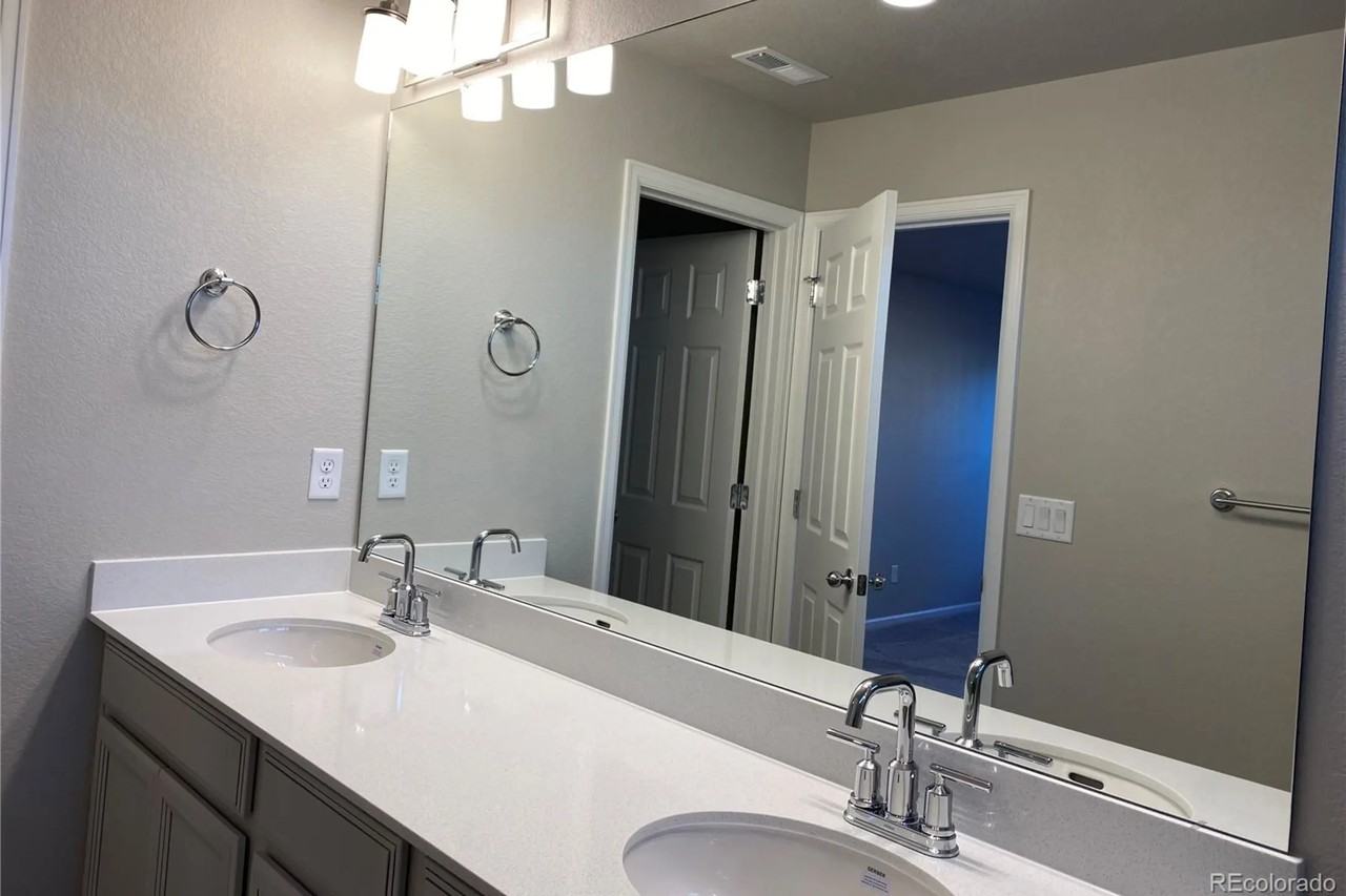 7171 Bedlam Dr - Photo 3 of 21