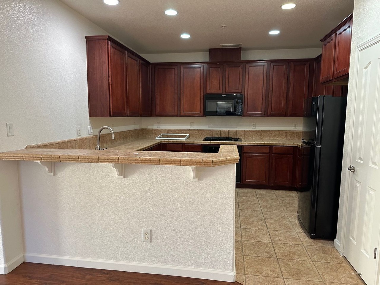 3301 N Park Dr #3916 - Photo 4 of 29