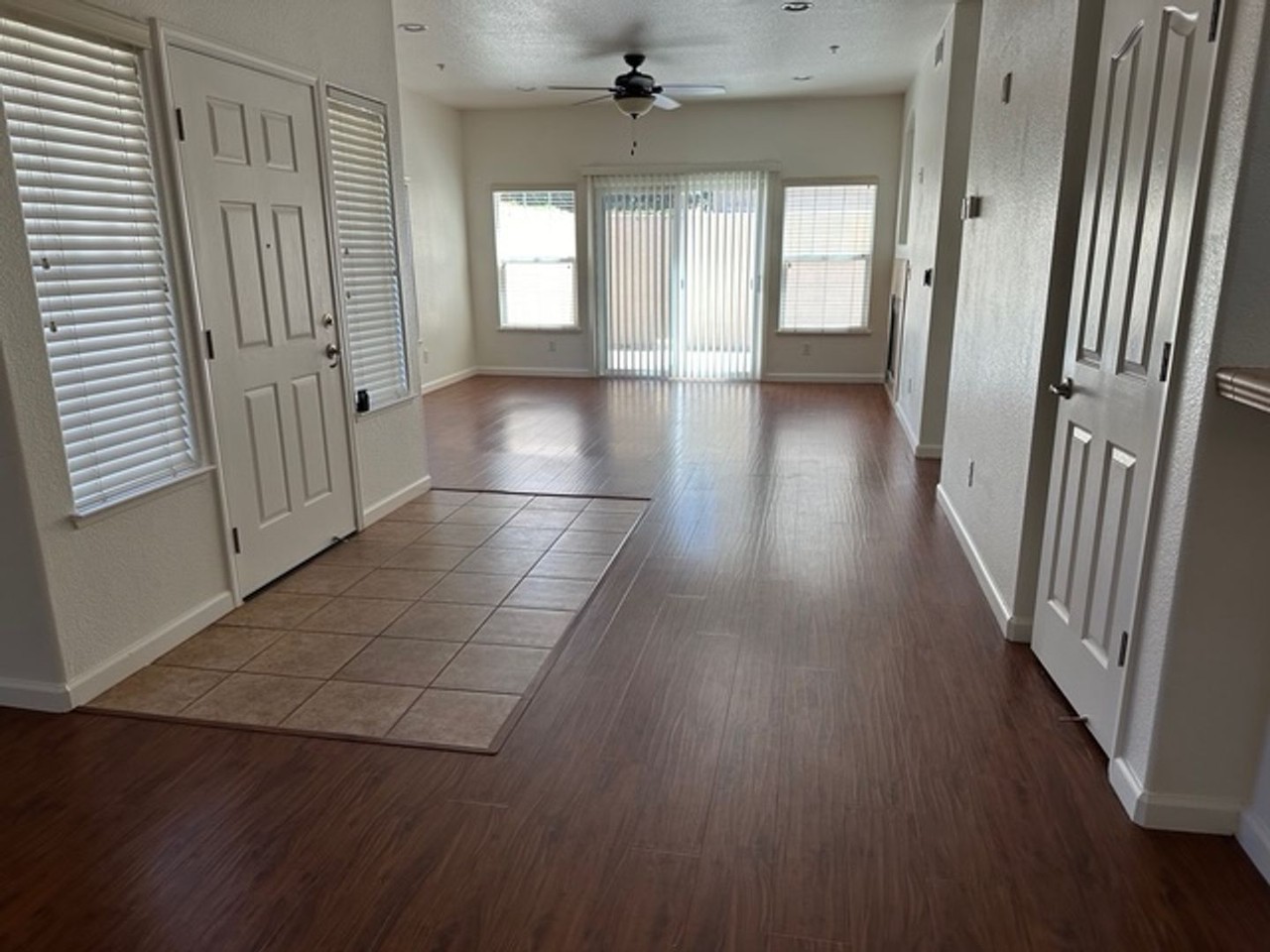 3301 N Park Dr #3916 - Photo 6 of 29