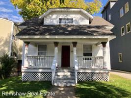 featured image of 308 E Clark St