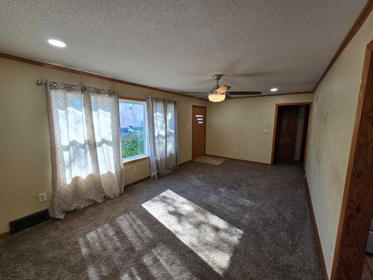 218 Miami St. - Photo 2 of 10