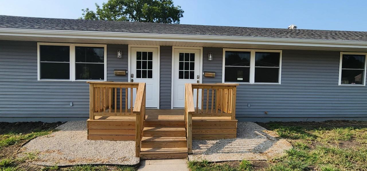 4 Plex - 520-526 Des Moines - Photo 3 of 6