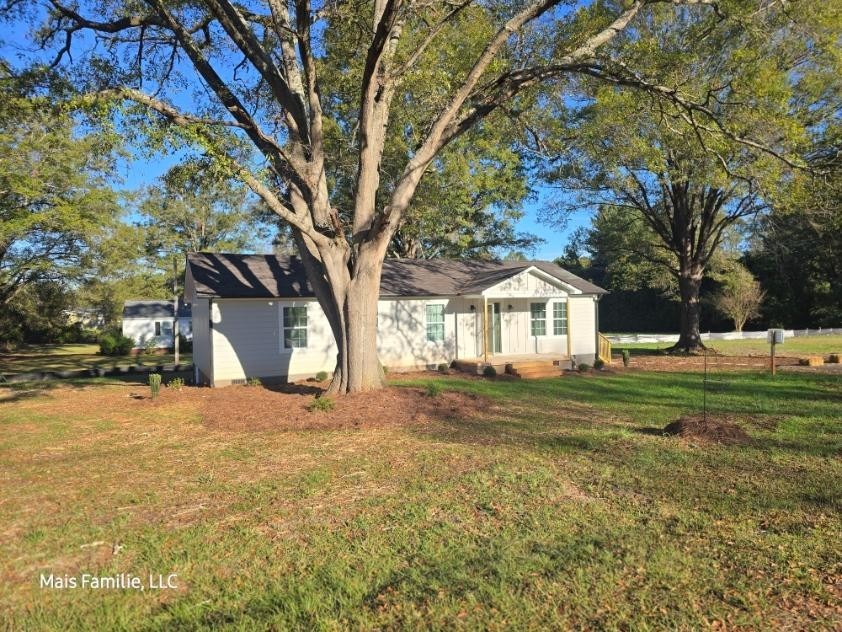 111 Branham Rd - Photo 7 of 20