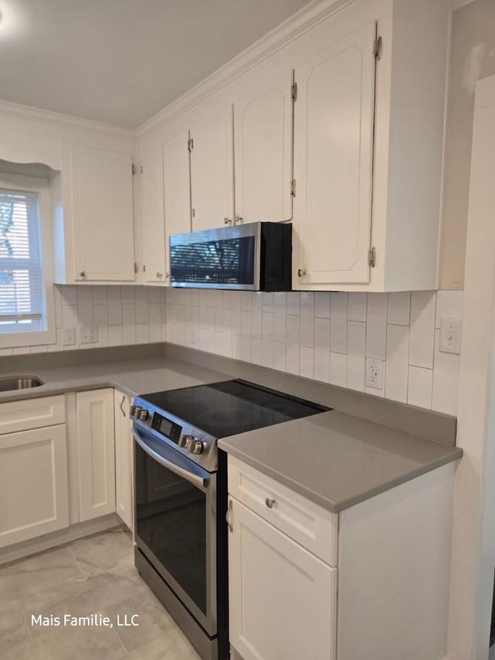 111 Branham Rd - Photo 2 of 20