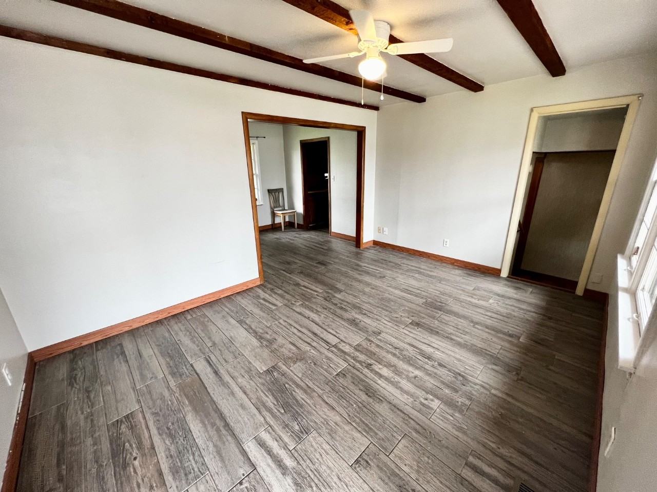 2520 Sw 45th St - Photo 5 of 20