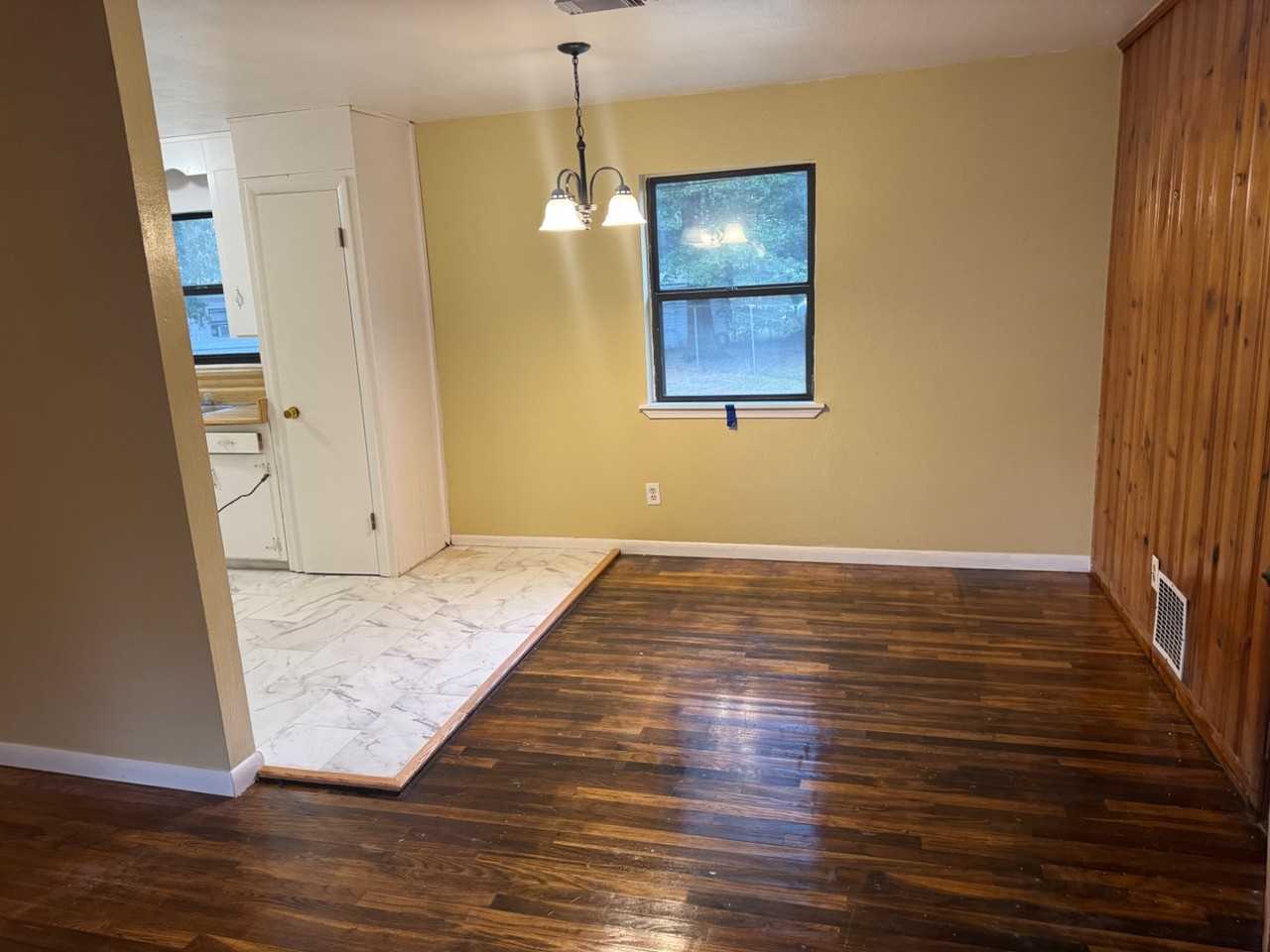 24 Austin St - Photo 4 of 17