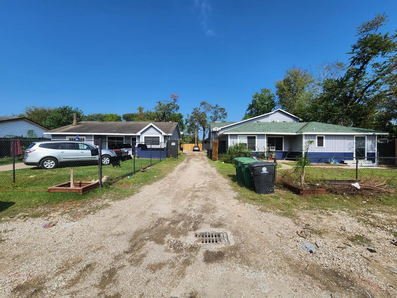 13501 Topeka - Photo 2 of 4