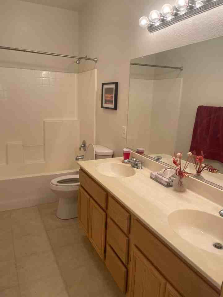 15522 Starview St - Photo 3 of 10