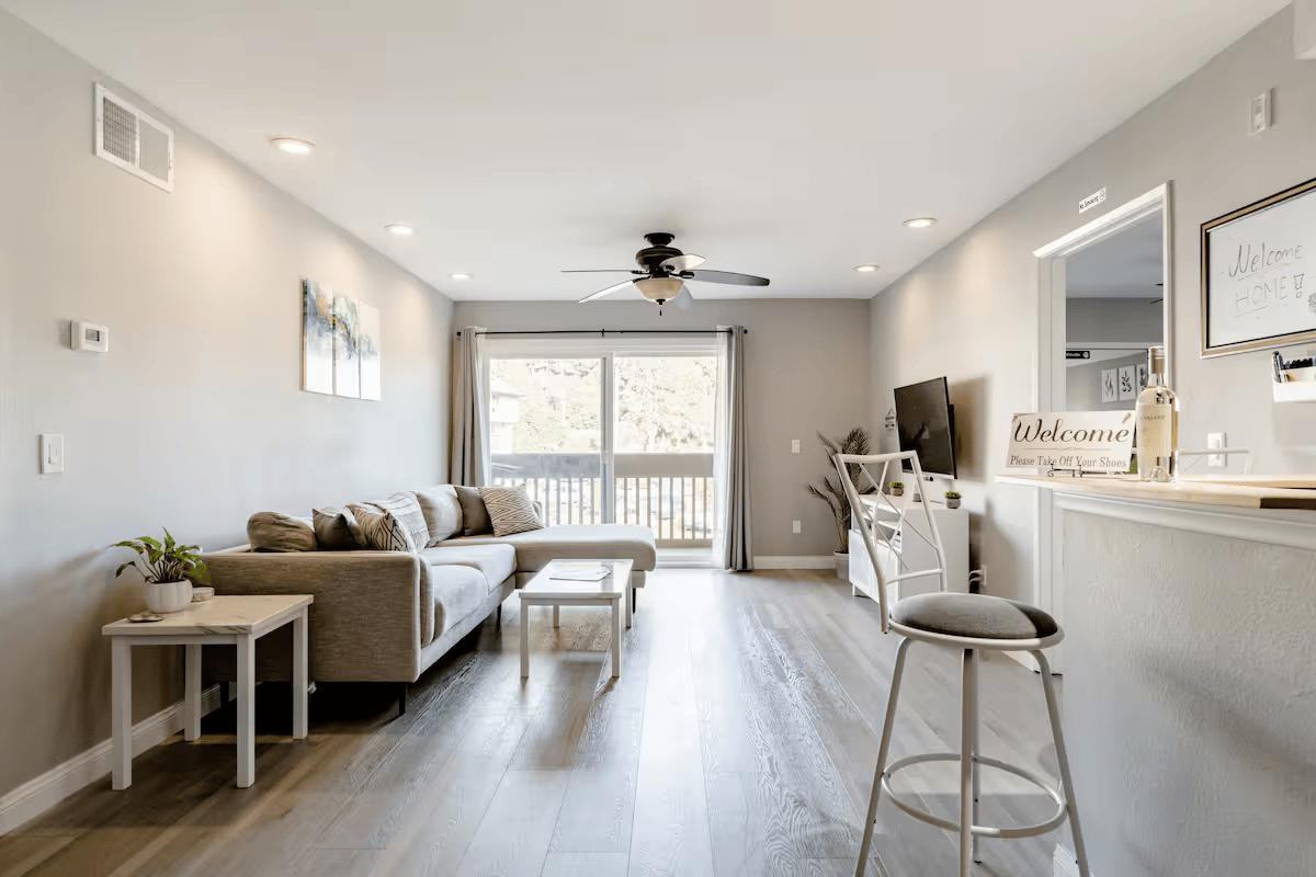 6171 Rancho Mission Rd Unit 212 - Photo 2 of 11