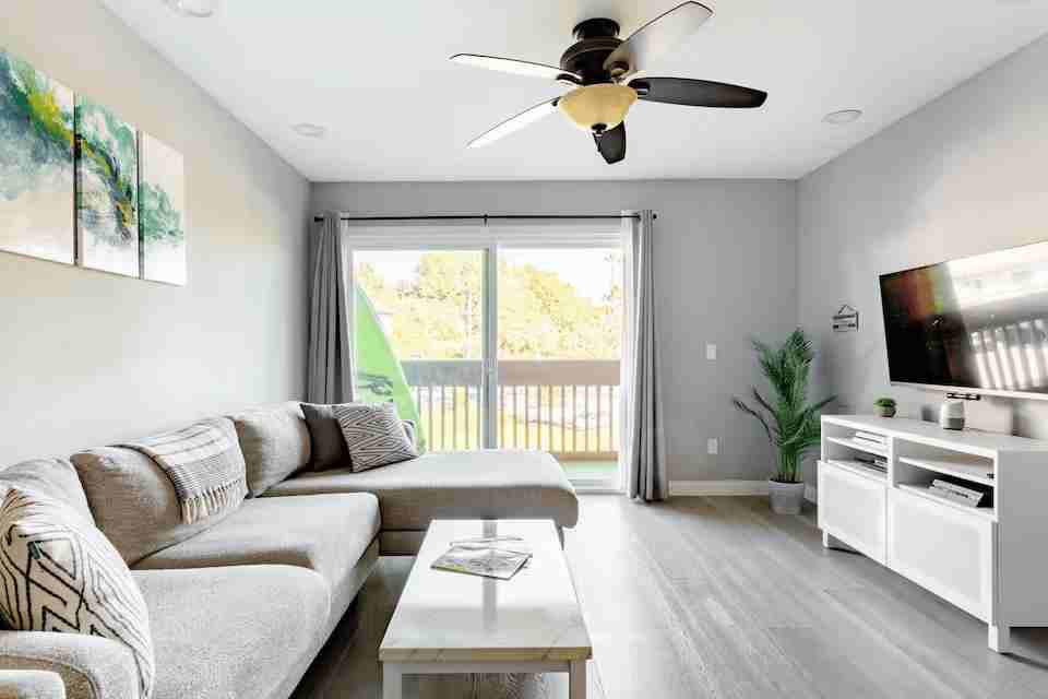 6171 Rancho Mission Rd Unit 212 - Photo 5 of 11