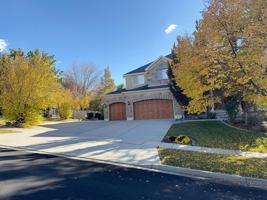 featured image of 1724 East Ellerbeck Lane