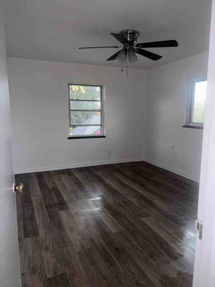 337 Ryburn Ave #2 - Photo 4 of 5