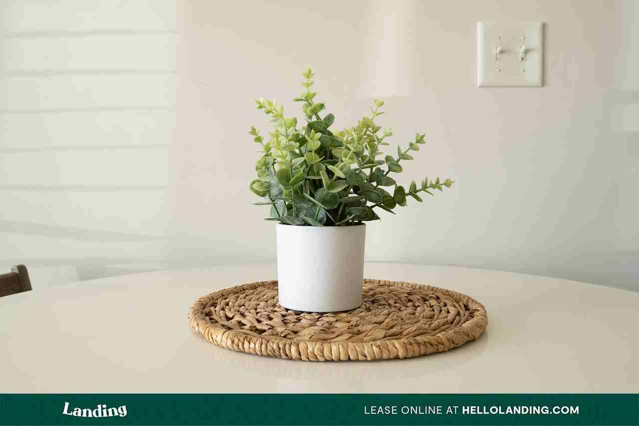 340 W 25th St - Photo 3 of 50