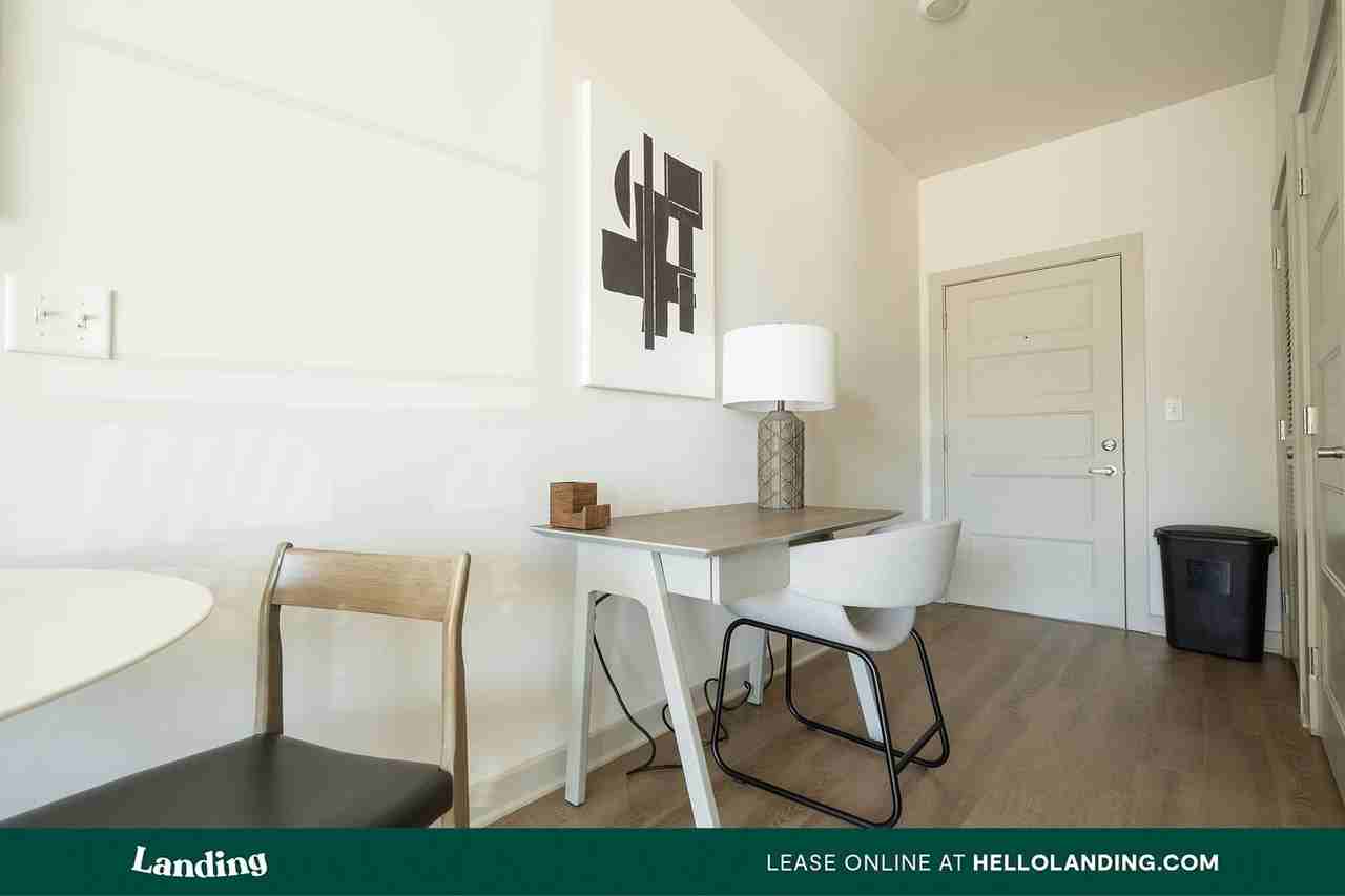 340 W 25th St - Photo 4 of 50