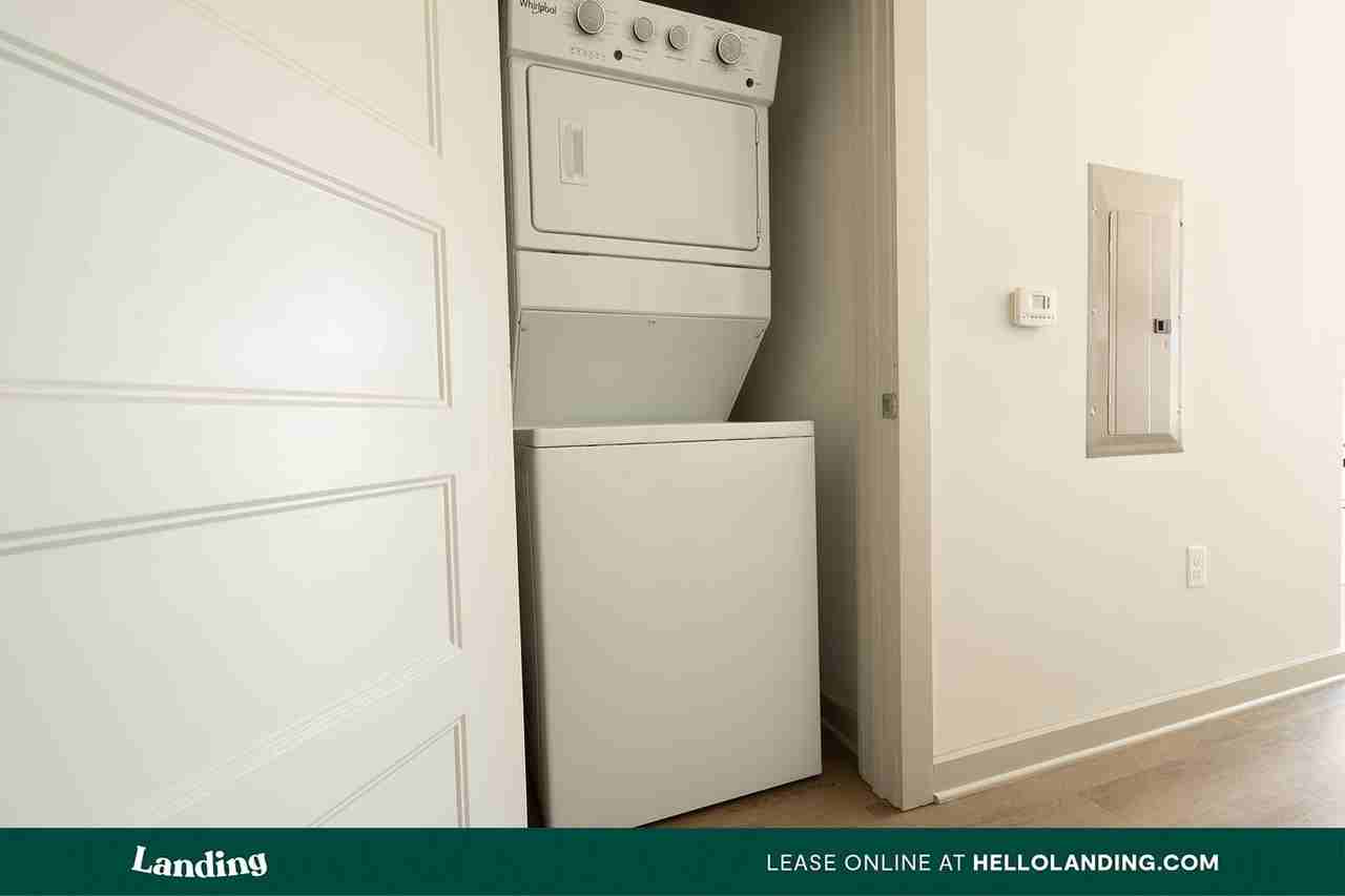 340 W 25th St - Photo 7 of 50