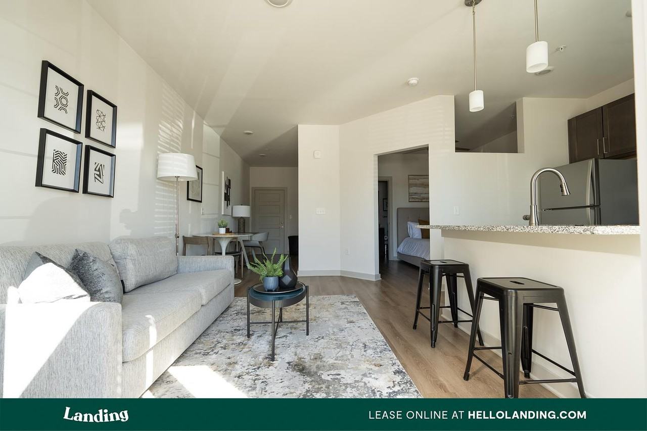 340 W 25th St - Photo 2 of 50