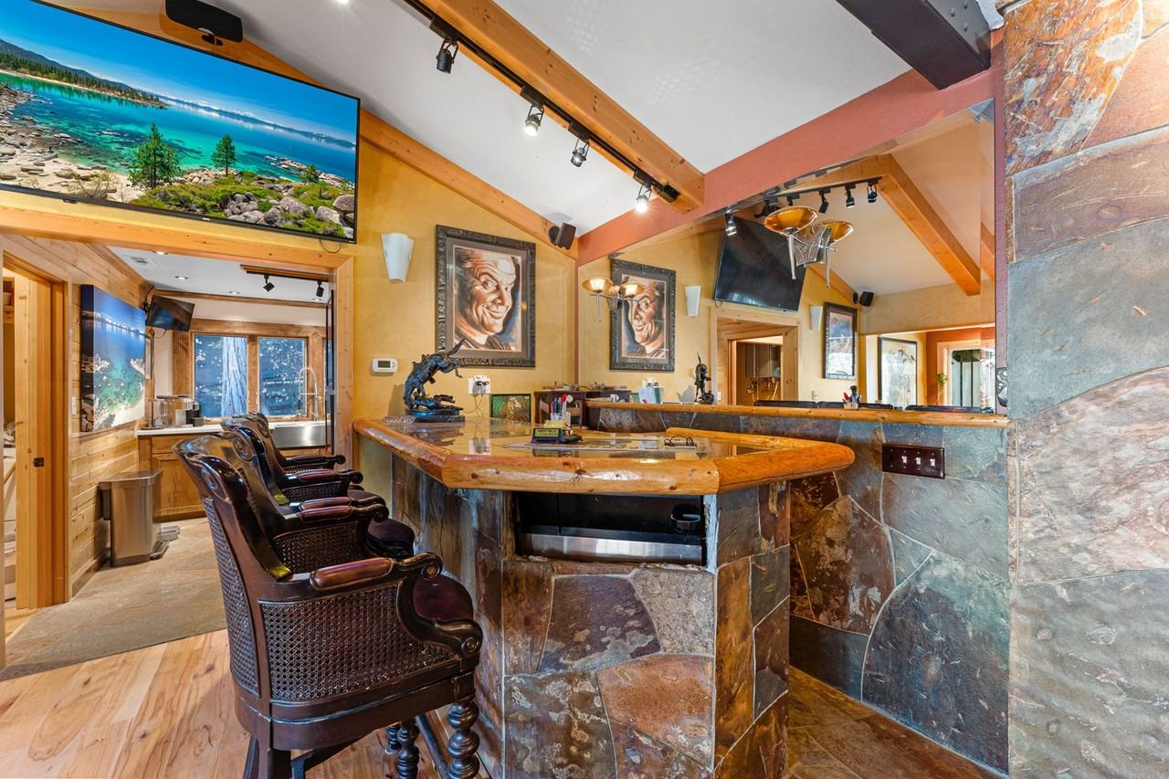 5754 Nile Rd - Photo 3 of 50