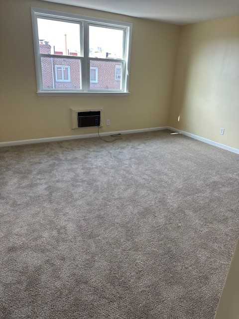 Woodcrest Garden - Photo 2 of 11