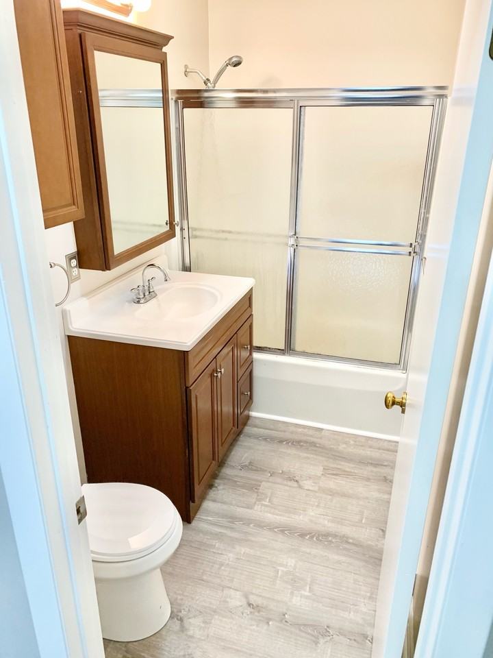 234 Rogers Rd #15089098 - Photo 4 of 15