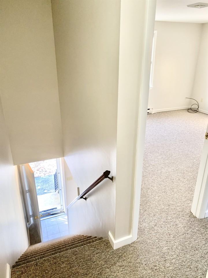 234 Rogers Rd #15089098 - Photo 5 of 15