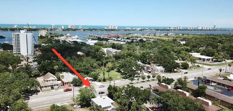 614 S Ridgewood Ave - Photo 2 of 15