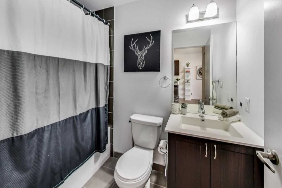 3560 Saint Clair Avenue East - Photo 3 of 8