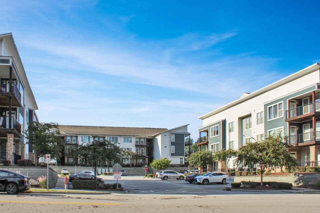 BlueStone Apartments - Photo 3 of 25