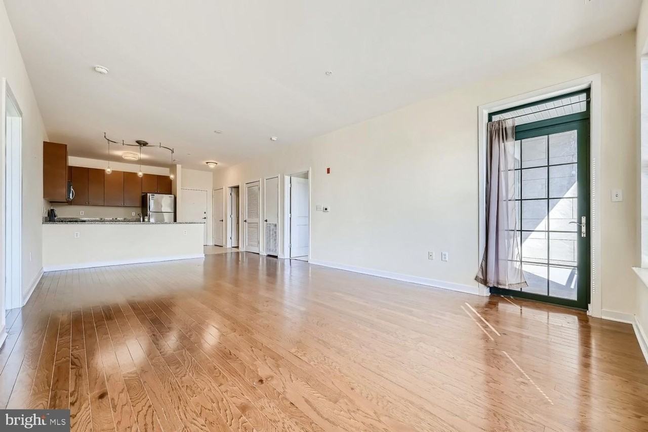 3201 Saint Paul St #312 - Photo 5 of 26
